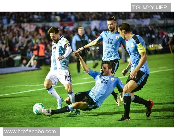 又矮又壮的足球球星有哪些他们凭借独特体型征服赛场